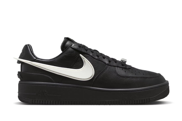 AIRFORCE 1 LOW SP AMBUSH BLACK first copy