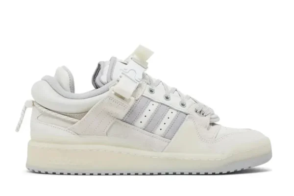 FORUM LOW BAD BUNNY TRIPLE WHITE FIRST COPY