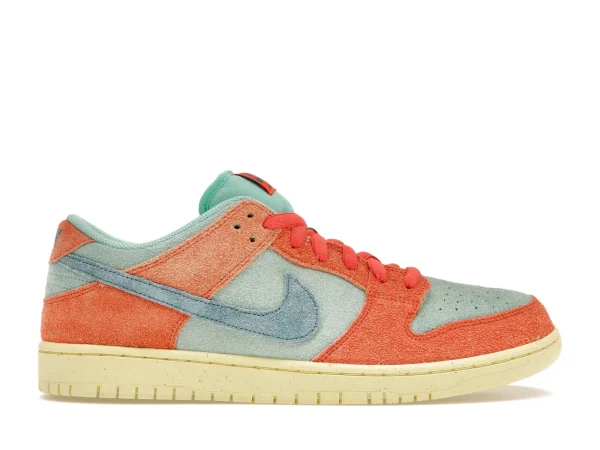 SB DUNK LOW ORANGE EMERALD RISE SUEDE first copy