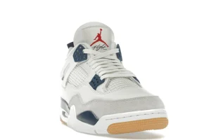 Alternative view of AJ RETRO 4 SB NAVY