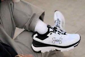 UNDER_AMROUR CHARGED BANDIT TRAIL 2 WHITE & BLACK 2574