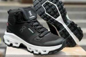 ON CLOUDROCK 2 MID HIKING BOOT BLACK WHITE 656