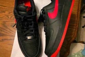 NIIK E AF 1 UNIVERSITY RED BLACK