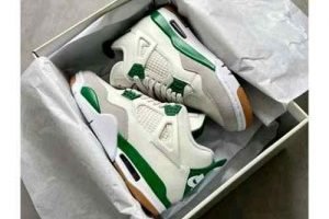 AJ RETRO 4 SB PINE GREEN SEMI UA QUALITY