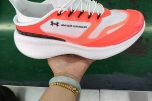 UNDER_AMROUR NOVA SLIPSPEED WHITE ORANGE