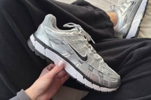 NIKEE P 6000 METALLIC SILVER BLACK