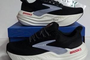 BROOKS GLYCERIN MAX (BLACK)