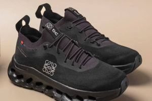 LOEWE X ONCLOUD TILT BLACK